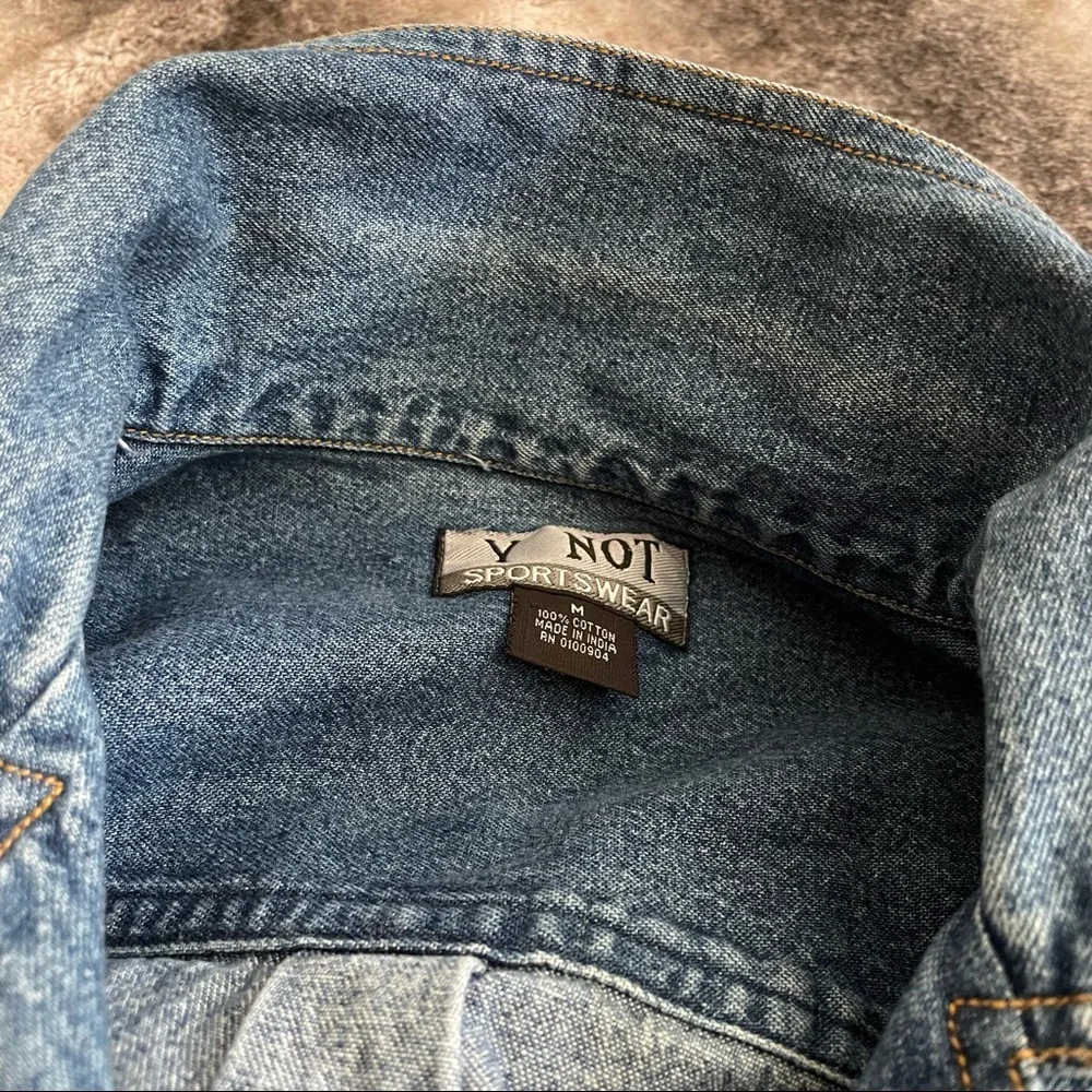 SOLD Vintage 💗 Y NOT Sportswear Blue Denim Vest with Pockets Women's Size: Med - Picture 7 of 10